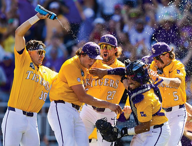 CWS Finals Baseball